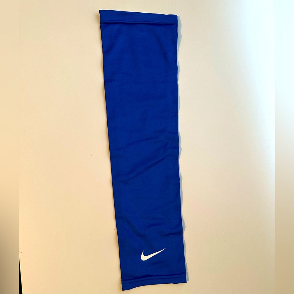 Brand new Nike basketball shooting sleeve